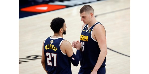 Ich freue mich auf das erste Spiel zwischen den Los Angeles Lakers und den Denver Nuggets